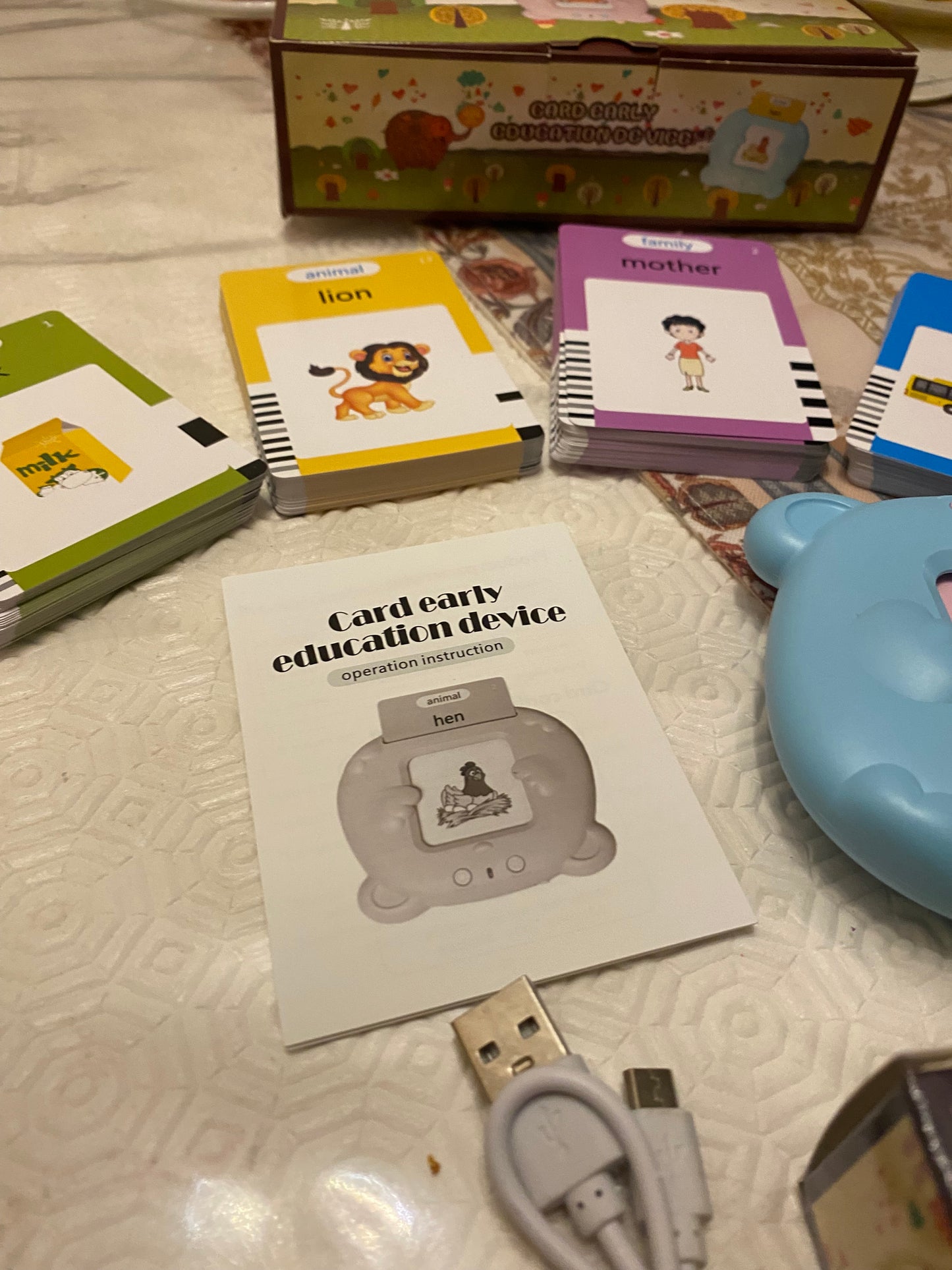 Talking Flash Cards Learning Toys for Toddlers 1-6 Year Old,British English, 224 Words, Audible Educational Toys, Preschool Learning Resource Electronic Interactive Toy Birthday Gifts for Kids-BLUE