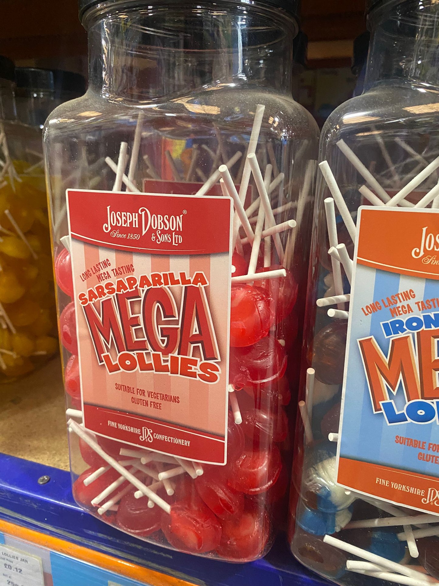 Mega Lollies ππππ₯€ β Single Flavour Bulk Sweets | Vegetarian, Gluten-Free & Natural Flavours (Pack of 90 Lollies) 1.99kg