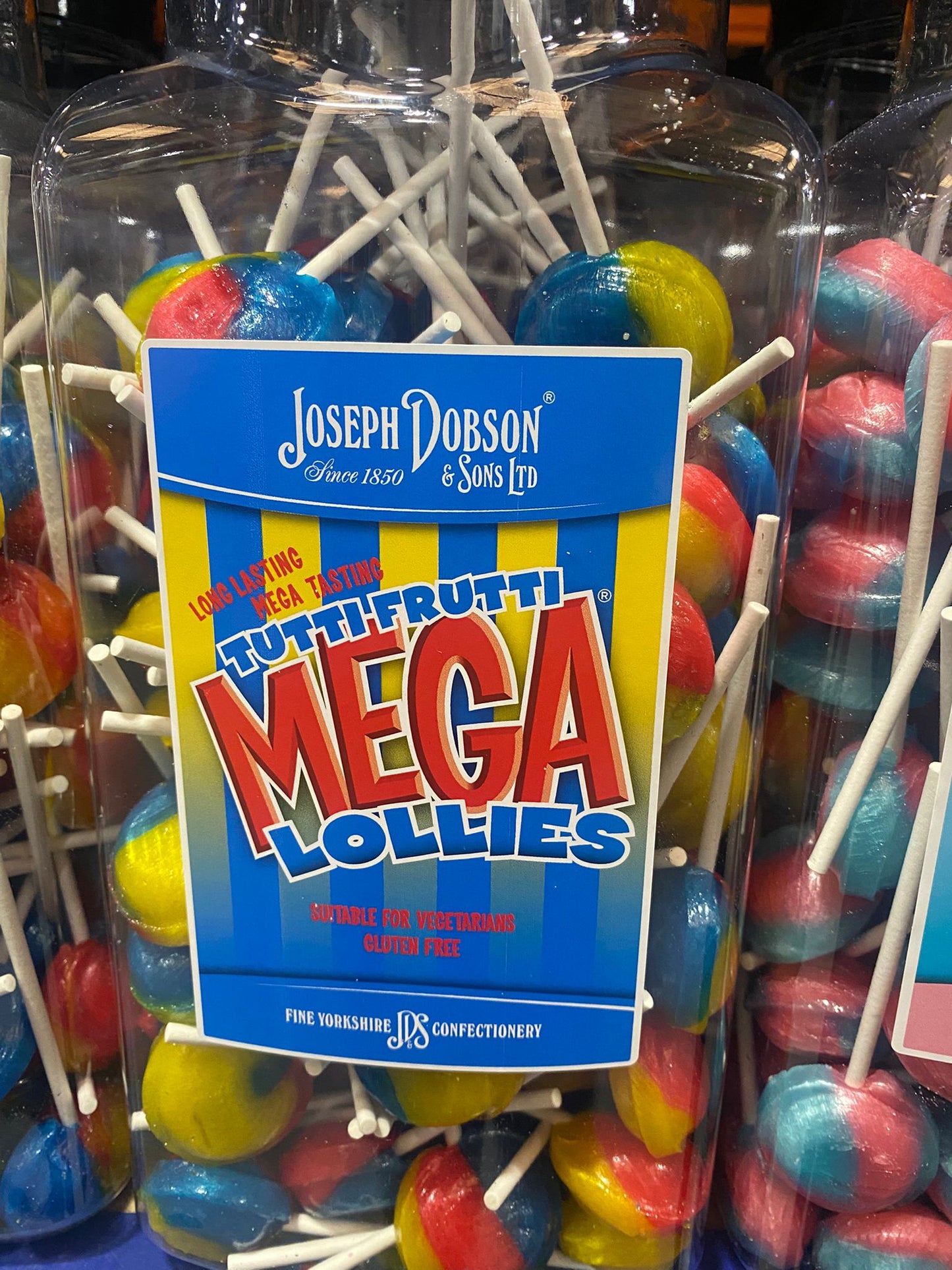 Mega Lollies ππππ₯€ β Single Flavour Bulk Sweets | Vegetarian, Gluten-Free & Natural Flavours (Pack of 90 Lollies) 1.99kg