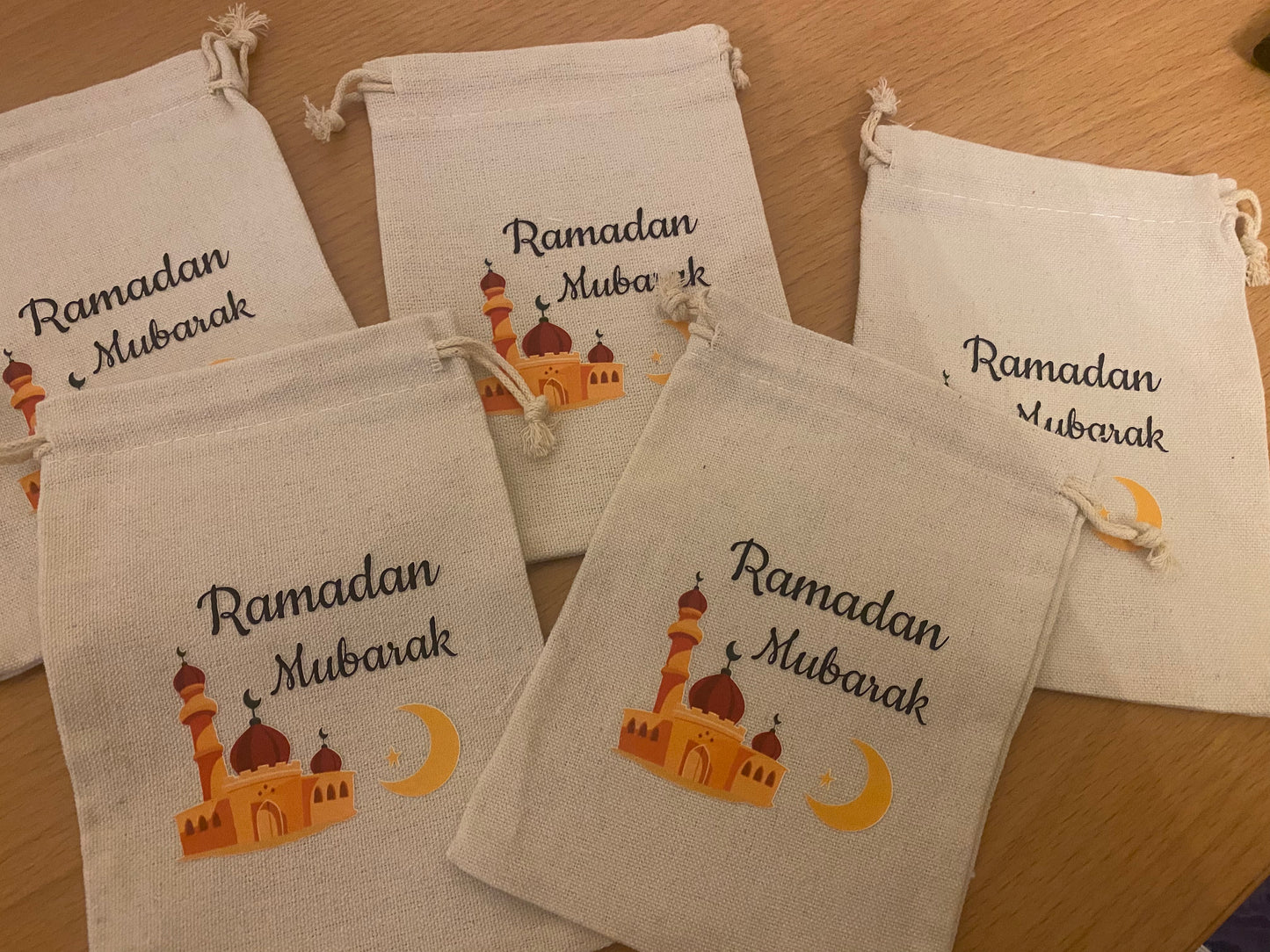 Ramadan Mubarak small canvas pack of 5 gift bags for children