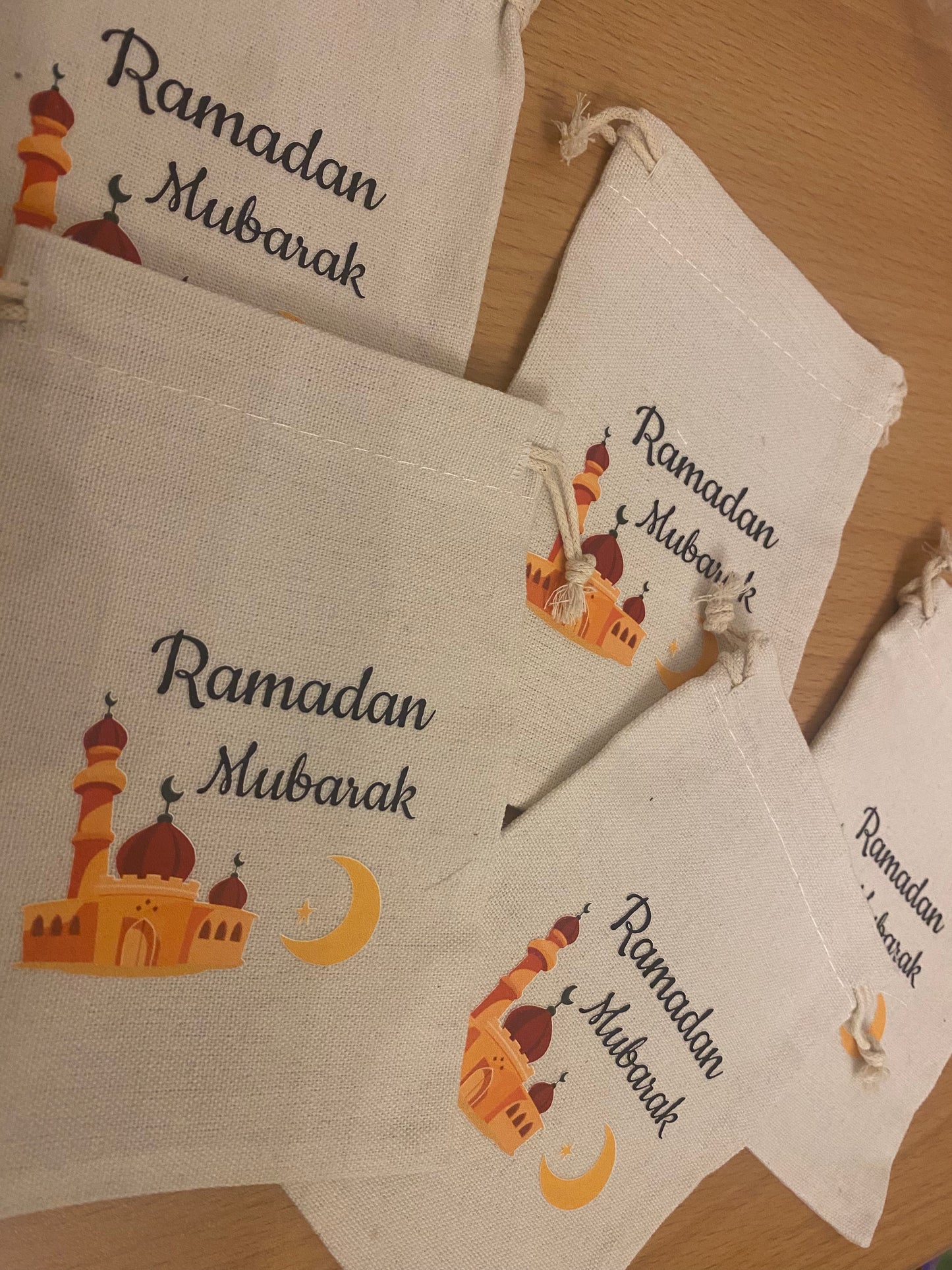 Ramadan Mubarak small canvas pack of 5 gift bags for children