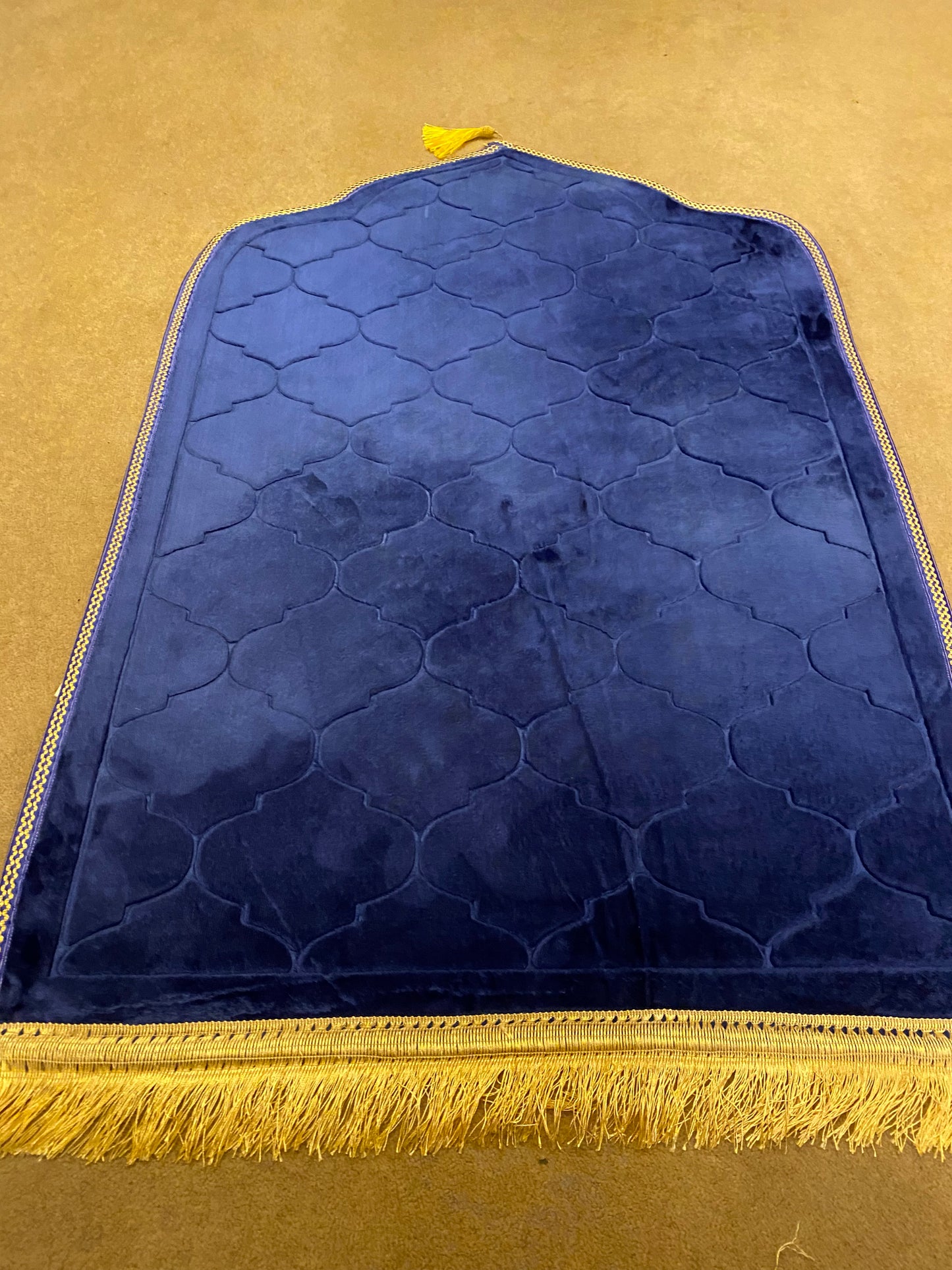 Padded full size Islamic mosque shaped prayer mats