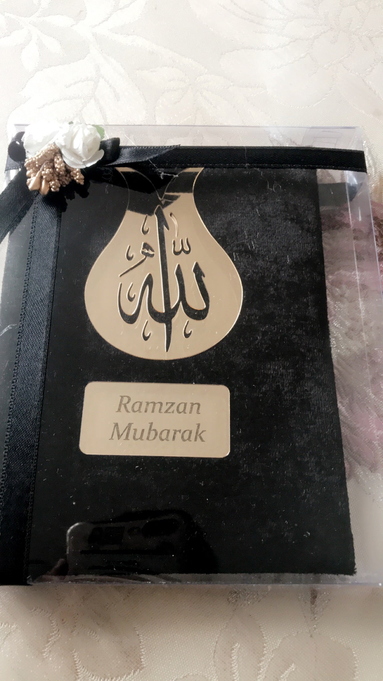 Velvet Yaseen Dua book gift box Ramadan Mubarak